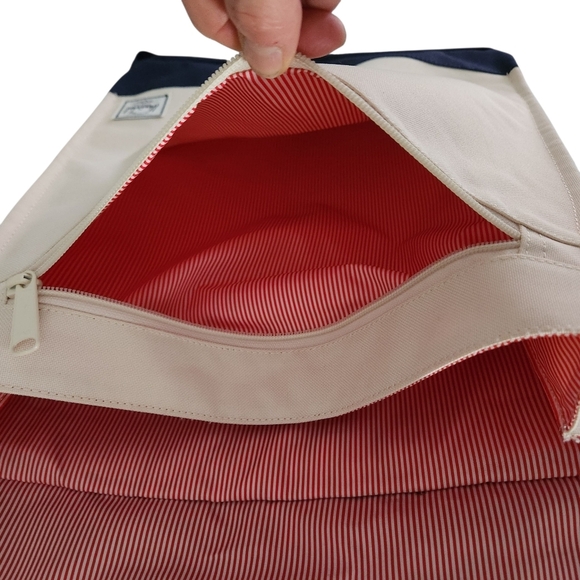 HERSCHEL SUPPLY CO. unisex cream navy colorblock City Mid Volume backpack - Picture 12 of 16